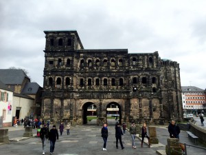 Porta Nigra.